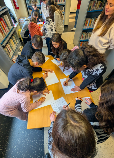 Gli alunni nel laboratorio